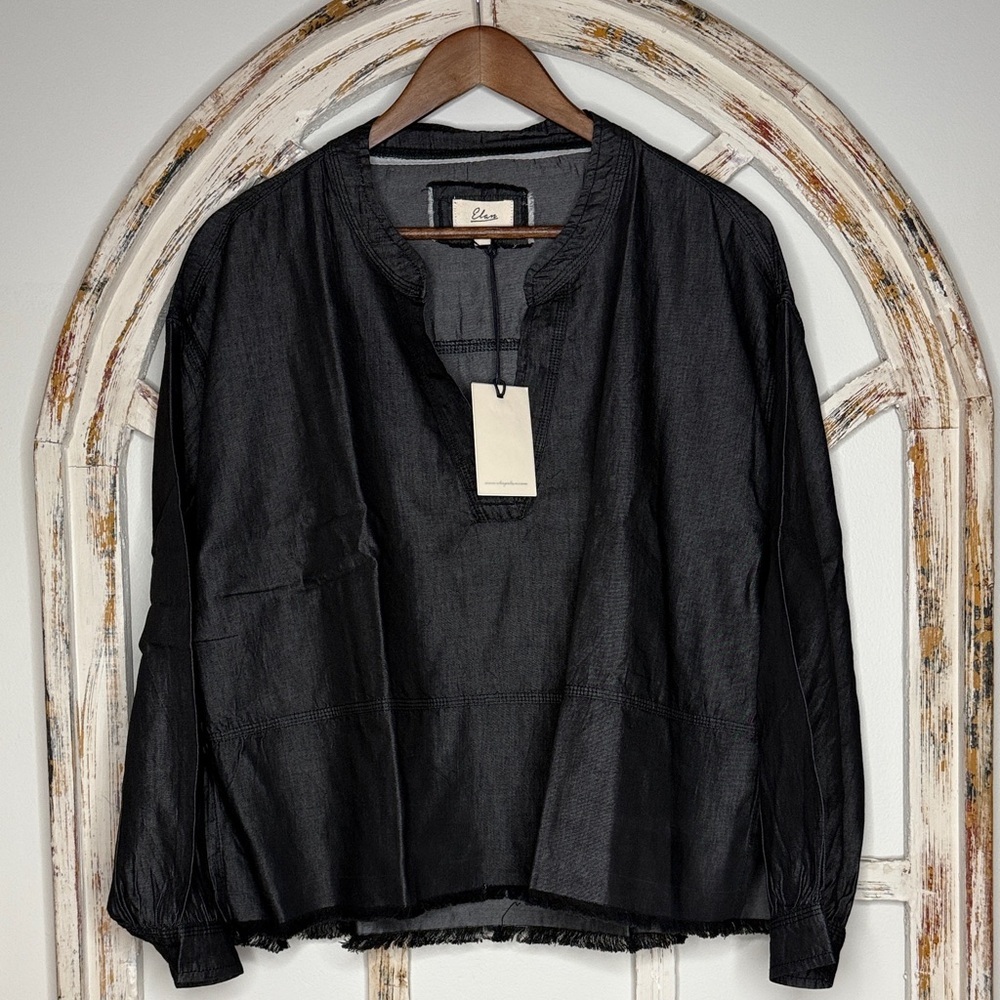 Elan Women's Black V-Neck Top- Sz SMALL-NWT - Picture 2 of 7